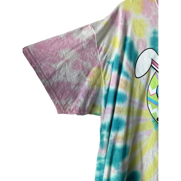Buc-ees Springtime Easter Tee Size 2XL “But Did You Dye?” Graphic T-Shirt - Picture 5 of 7